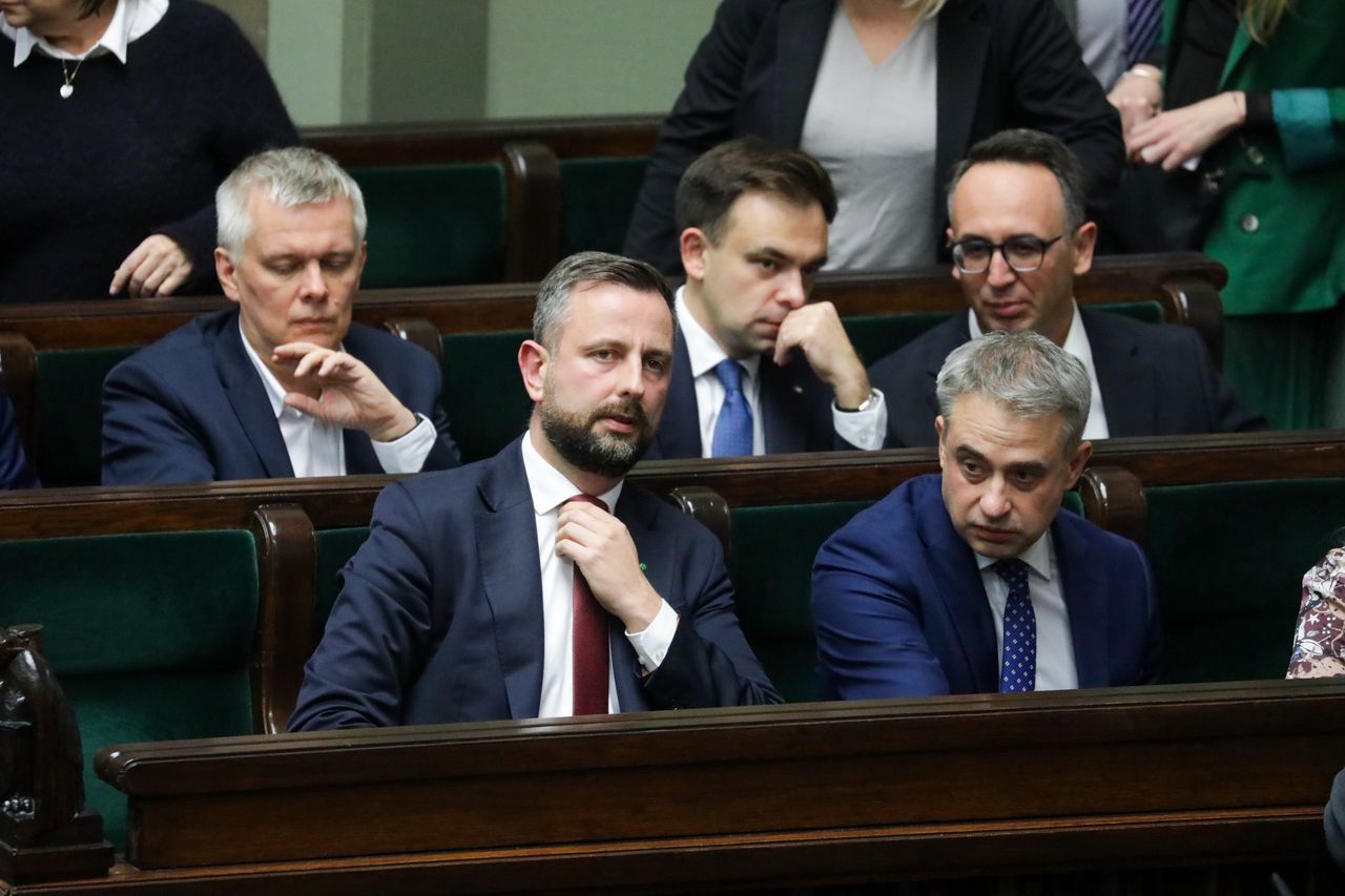 Gigantyczne nagrody w ministerstwach. Rozdali dziesiątki milionów