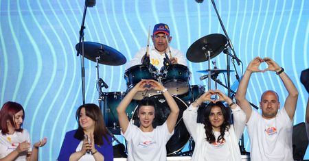 Koniec kampanii w Armenii. Drony i koncert na koniec