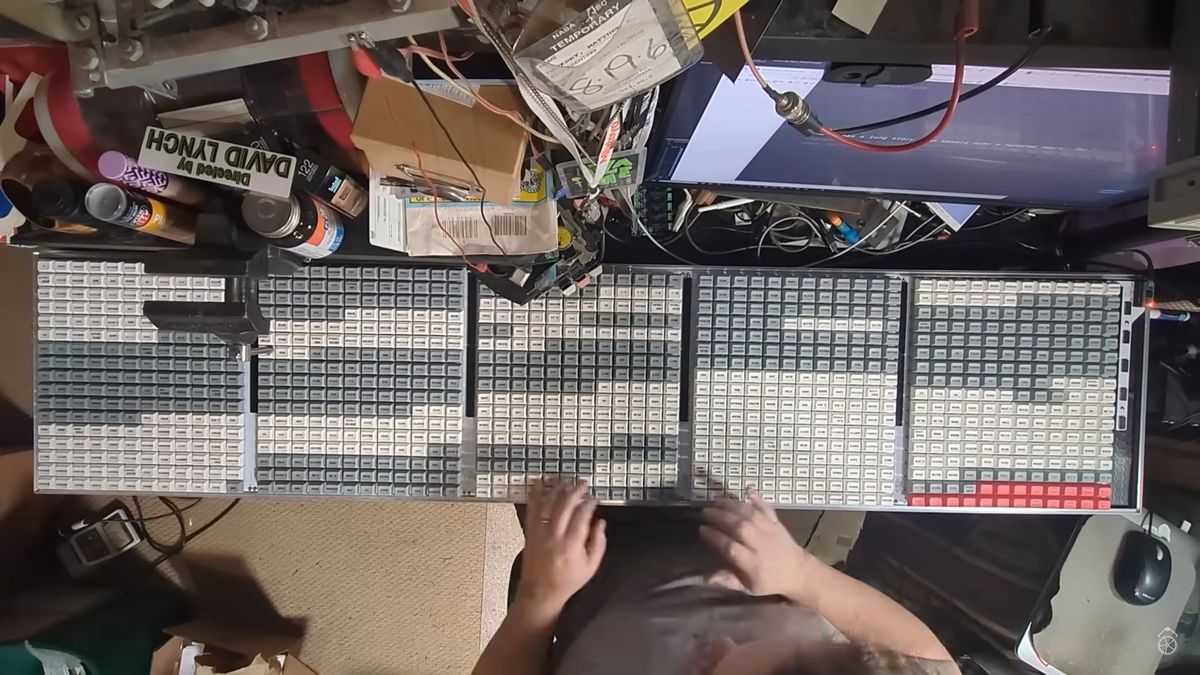 Klawiatura, która pozwala na wprowadzanie całych słów