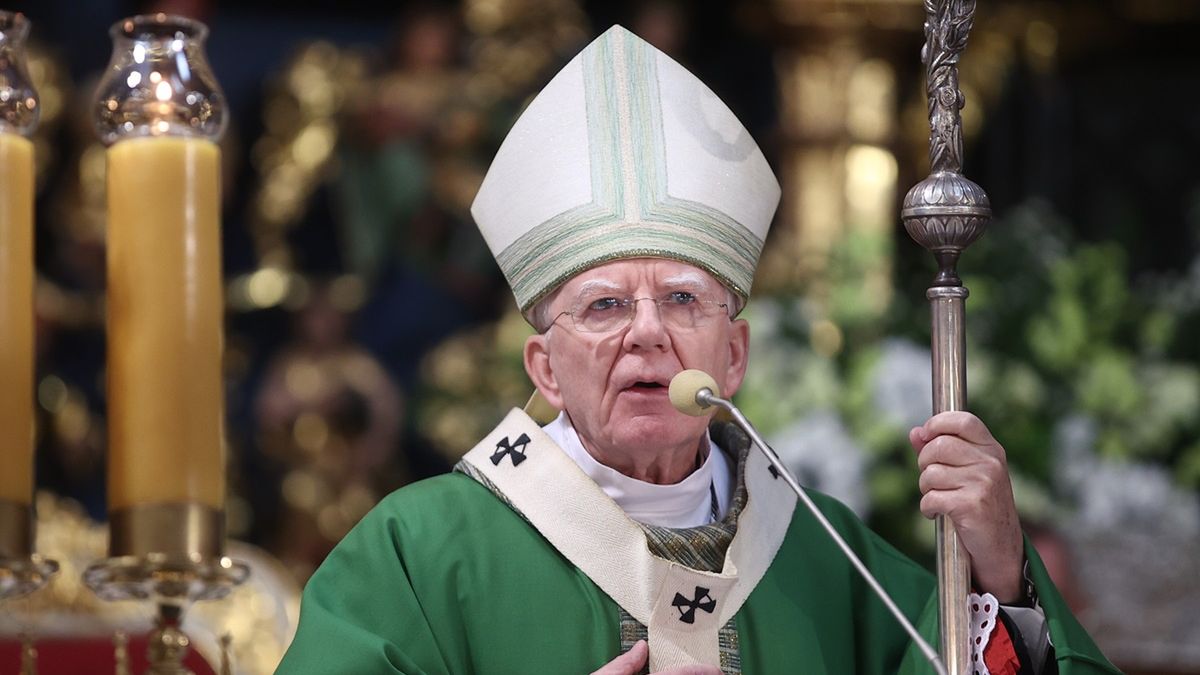 Marek Jędraszewski, metropolita krakowski.