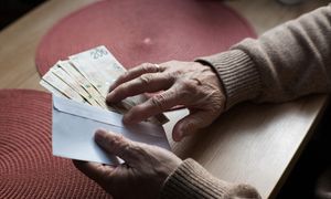 Zmiany w wypłatach emerytur. Dwie grupy dostaną pieniądze wcześniej