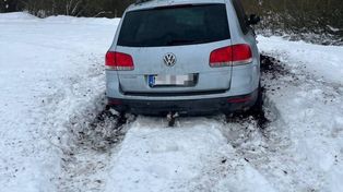 Gniezno: Policyjny pościg przez dwa powiaty. 47-latek kradł samochody i uciekał służbom — trafił do aresztu