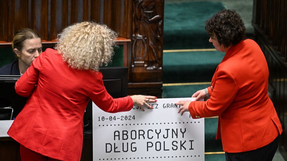 Katarzyna Kotula, Anna Maria �ukowska
Radek Pietruszka
obrady, polityk polityka, posiedzenie, sala obrad, sejm, sejmowa