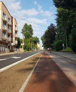 Rybnik. Ul. Bolesława Chrobrego po nowemu, zadowoleni rowerzyści