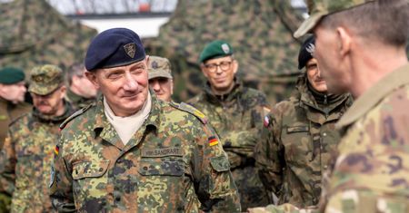Niemiecki generał NATO ostrzega. "To zagrożenie może być wymierzone w Sojusz"