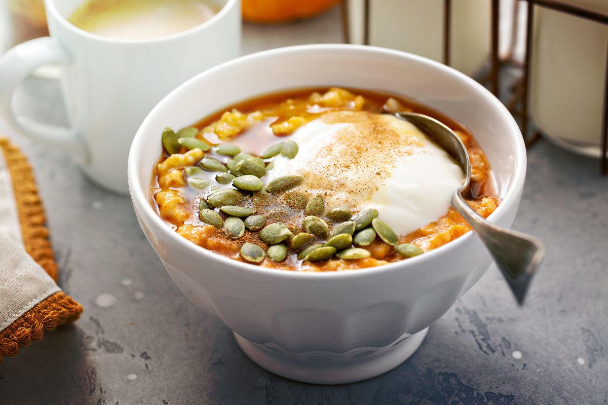 Autumn oatmeal with pumpkin is recommended for the entire heating season!