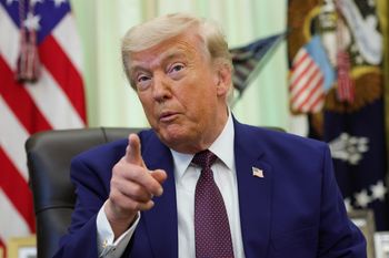 Europa ostrzega Trumpa. Dwa kluczowe sygnały