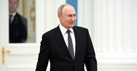 "Putin zmarł dziś wieczorem". Ekspert ostrzega, kto sieje fake newsy