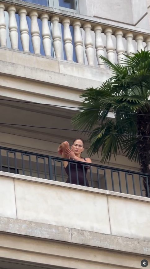 Jennifer Lopez