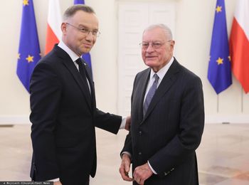 Człowiek Trumpa "postawił na nogi" obóz władzy. Niewygodny temat na koniec kampanii