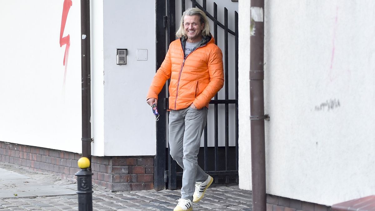 Jarosław Jakimowicz z synem wspierają potrzebujących, fot. AKPA