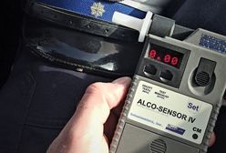 Mikołów. Pijany wybrał się na stację benzynową. Zaparkował obok radiowozu