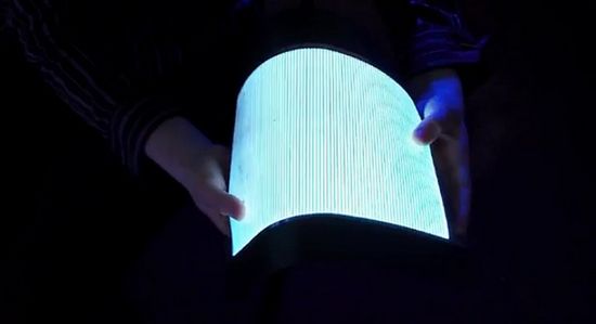 Kolejny giętki OLED na filmie 1