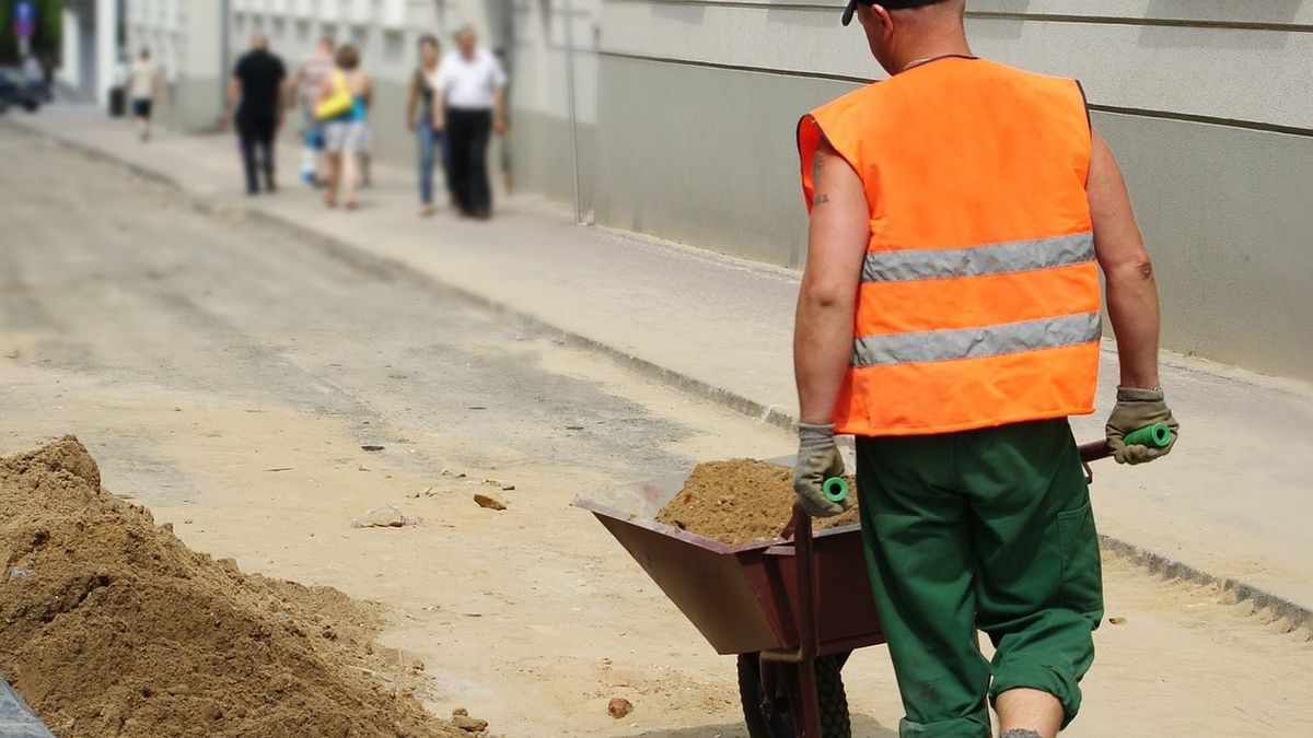Polacy pracują najciężej w Europie, a Niemcy najmniej