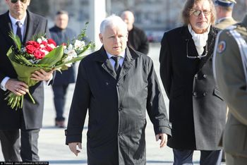 Kaczyński wciąż mieszka u kuzyna. "Zostaje na dłużej"