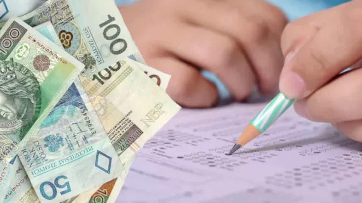 Nowe stawki wynagrodzeń nauczycieli. Ile teraz zarobią?