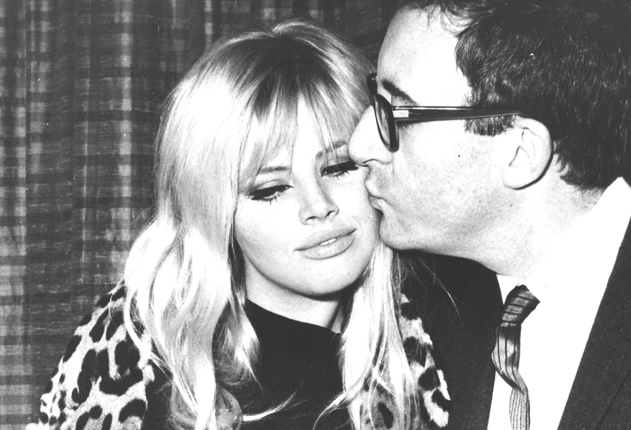 Modelka Britt Ekland miała tylko 21 lat i szybko doszło do niej, że z jej mężem jest coś nie tak