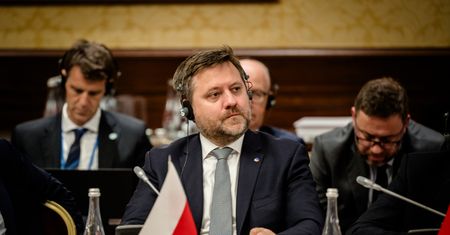 "Sygnał alarmowy" z Polski. Prasa o obradach w Kijowie