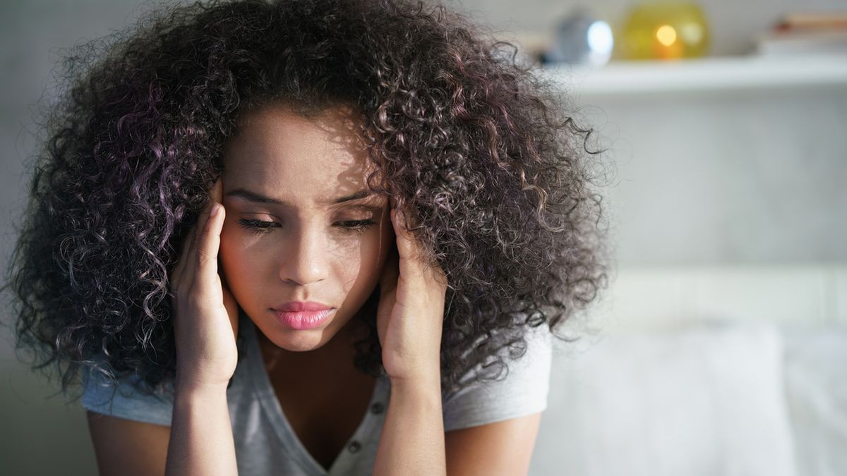 Zaburzenia nerwicowe związane ze stresem stanowią grupę zaburzeń psychicznych o bardzo różnych objawach.