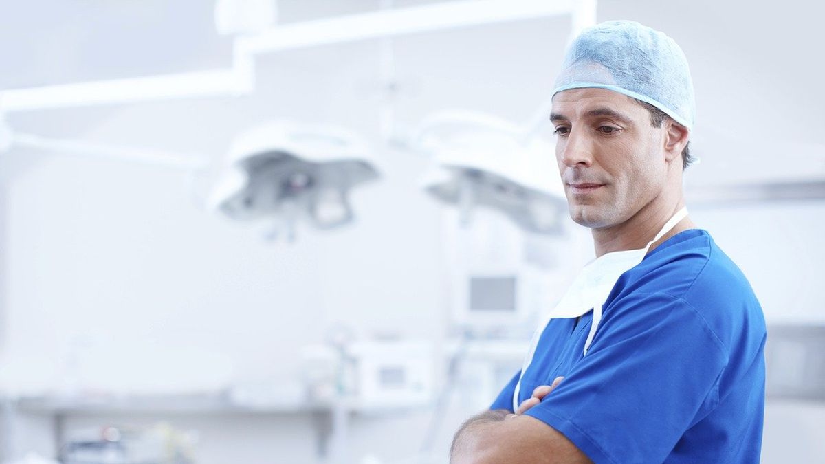 Zespół Treachera Collinsa to wrodzone zaburzenie rozwoju twarzoczaszki.