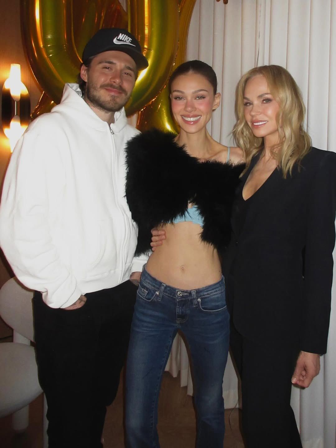  Brooklyn Beckham, Nicola Peltz, Claudia Heffner Peltz