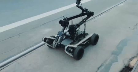Policyjny robot w akcji. Zamknięto centrum miasta