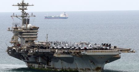 Zardzewiały USS Abraham Lincoln w Tajlandii. To najmniejszy problem US Navy