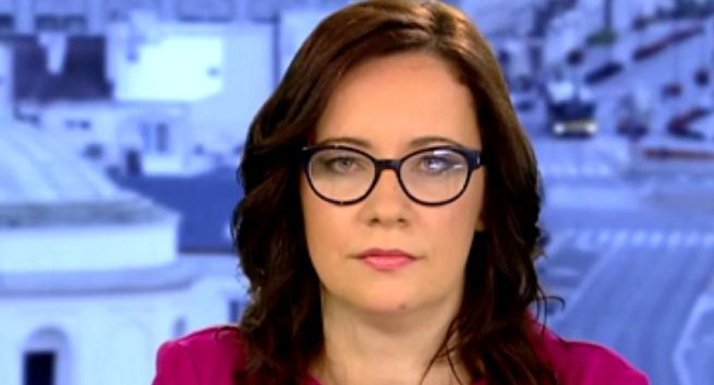 Dorota Łosiewicz i Marek Pyza prowadzącymi „Kwadrans polityczny” w TVP1