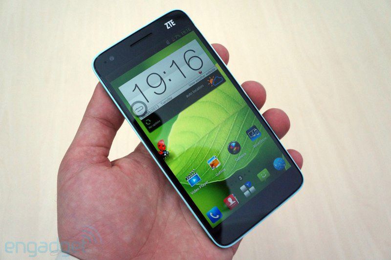 ZTE Grand S | fot. engadget