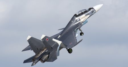 Wrak Su-30SM pod Izjum. Rosja straciła jeden z najdroższych samolotów bojowych