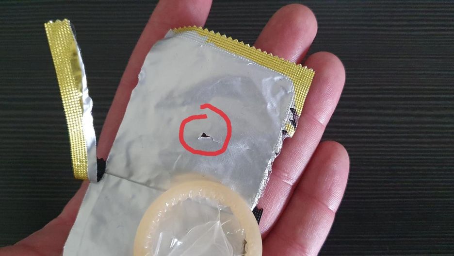 Robiła dziury w prezerwatywach bez wiedzy partnera. Chciała mieć z nim dzieci