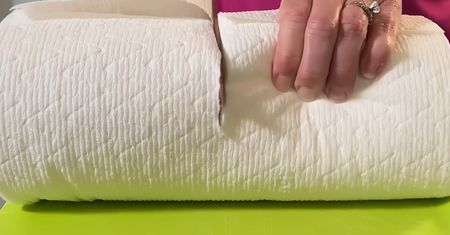 Przetnij ręcznik papierowy na pół. Genialny trik dla każdego