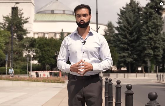 Youtuber oskarżany o dezinformowanie w prezydenckiej radzie. Jest głos premiera