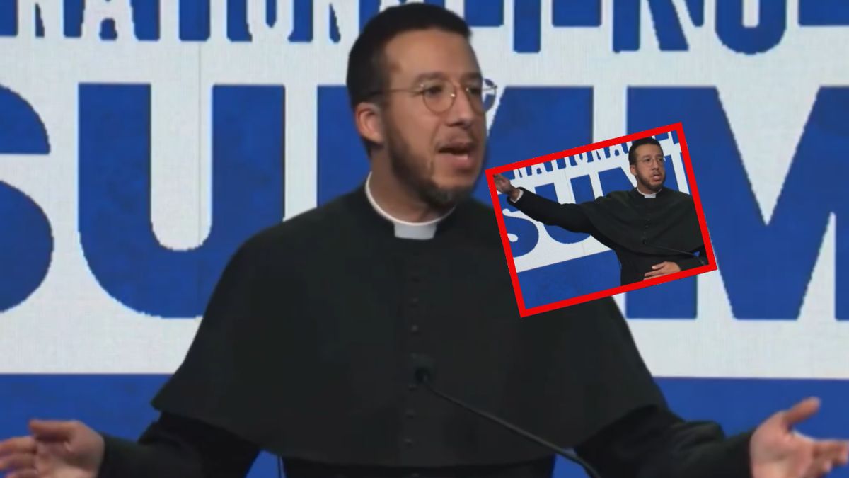 Ksiądz wykonał kontrowersyjny gest