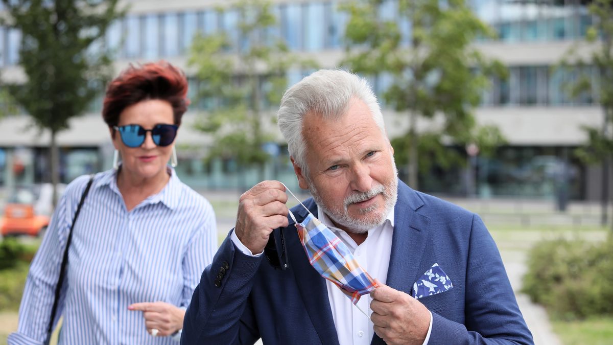 Aleksander Kwaśniewski o szczepionce