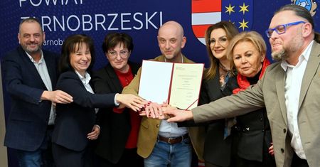 Gorzyce: Wybudują pełnowymiarowe, kryte lodowisko