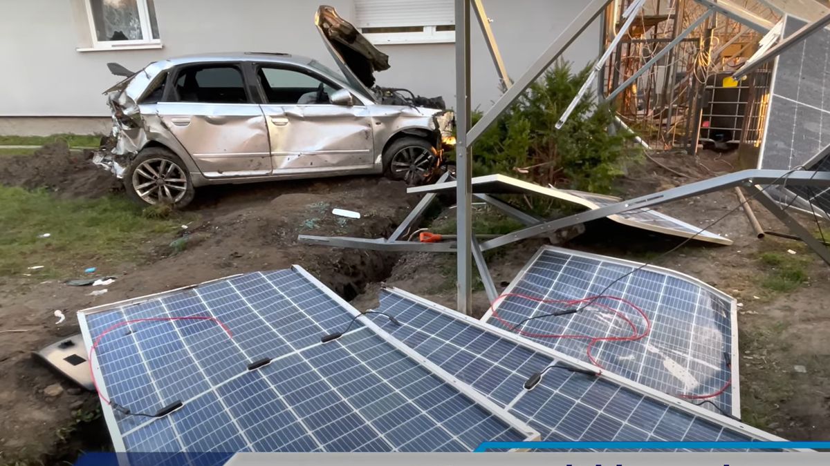 Audi przeleciało nad ogrodzeniem 