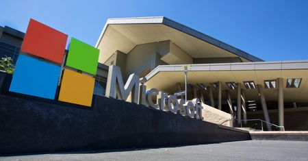 Nowy Office nie uruchomi się na starszych Windowsach