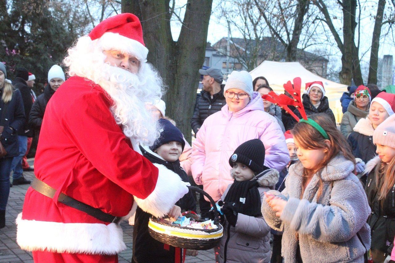 Świąteczne jarmarki i kiermasze odbędą się w wielu miejscach powiatu bełchatowskiego. Pierwsze już za kilka dni