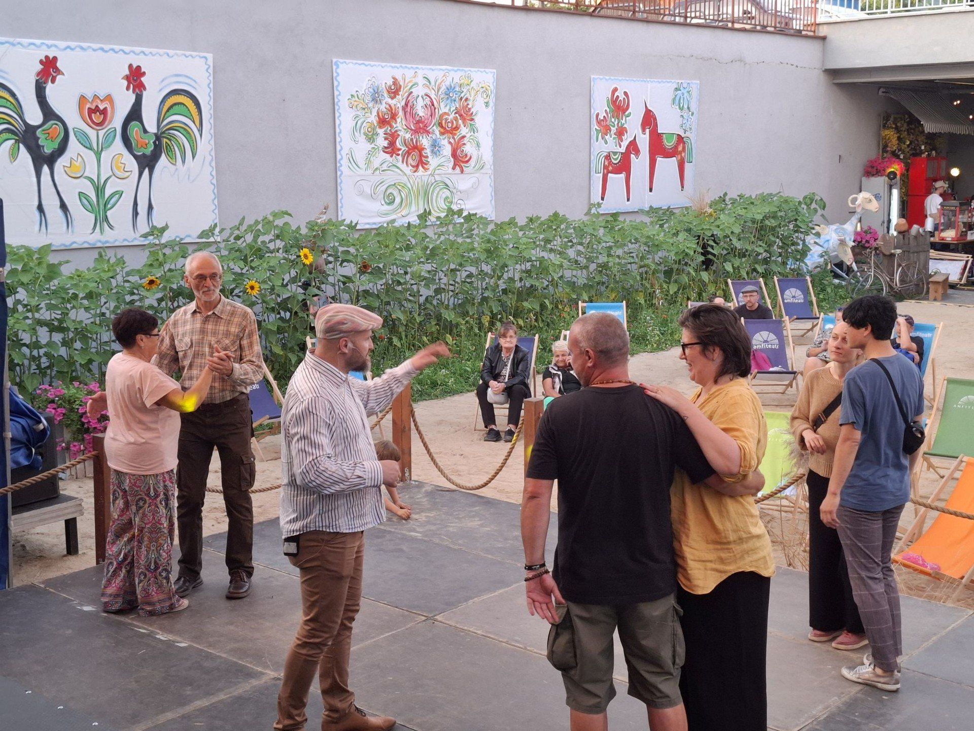 Fosa Pełka Kultury w Radomiu. Kurs oberka i potańcówka w Amfiteatrze.