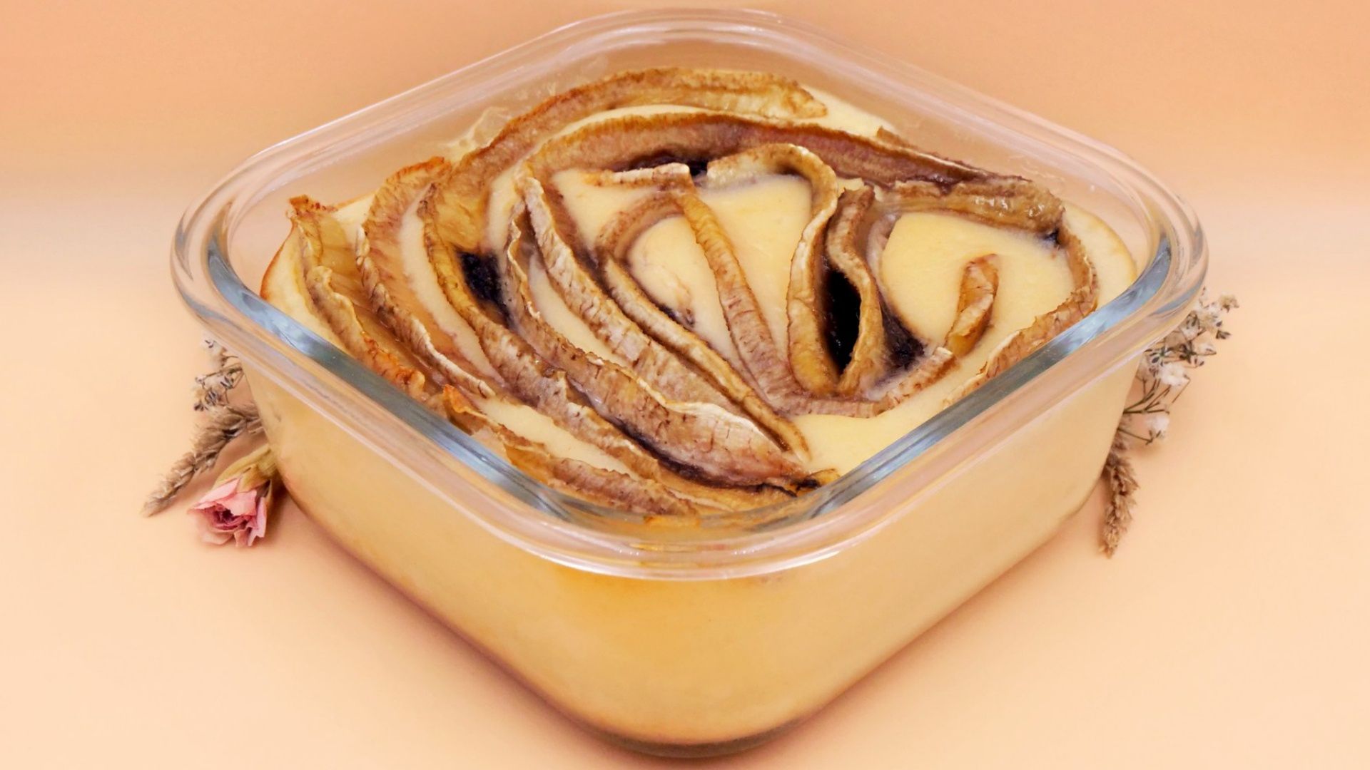 Kokosowy sernik z bananem