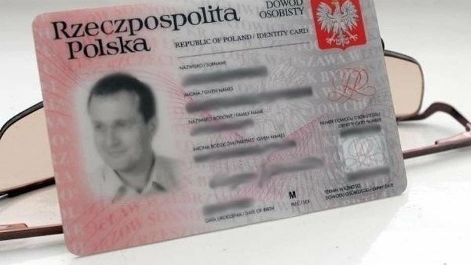 Jak wynika z danych udostępnionych przez Ministerstwo Cyfryzacji, obecnie zastrzeżonych jest ponad 6,5 mln numerów PESEL (stan na 1 lipca br.). Przeszło 26,3 mln osób pełnoletnich nie ma zastrzeżonego tego numeru.   