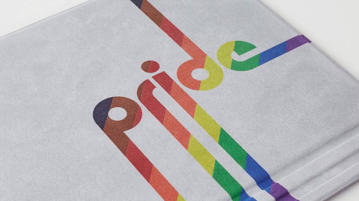 Microsoft na paradzie równości w najlepszy możliwy sposób – z tęczową klawiaturą