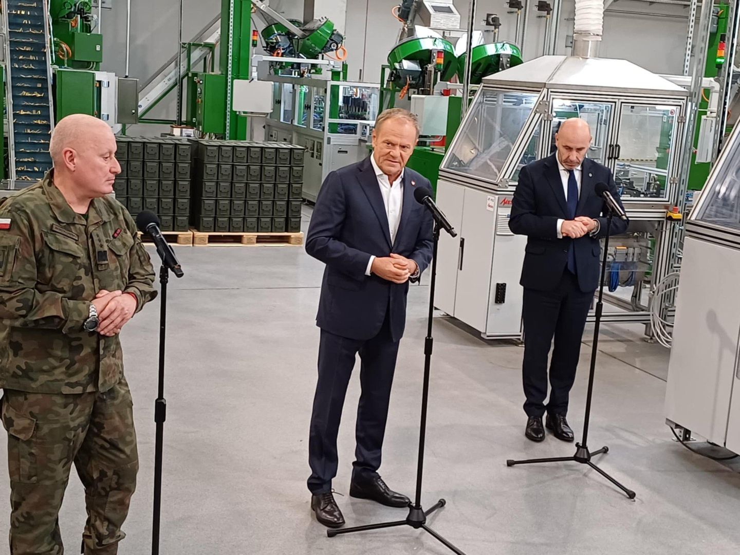 Donald Tuska na otwarciu hali produkcyjnej w Mesko w Skarżysku - Kamiennej