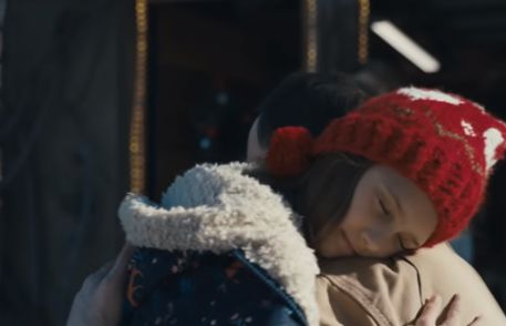 Coca-Cola ze świąteczną kampanią. Reżyserem twórca "Jojo Rabbit"