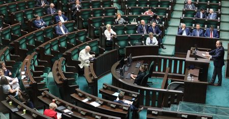 Wydatki na inwestycje bez limitu. Kontrowersyjny zapis przyjęty