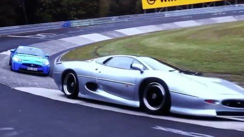 Jaguar XJ220 i XKR-S