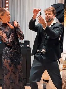 18-tka roku? Julia dostała Porsche i pokaz Czarka Czaruje