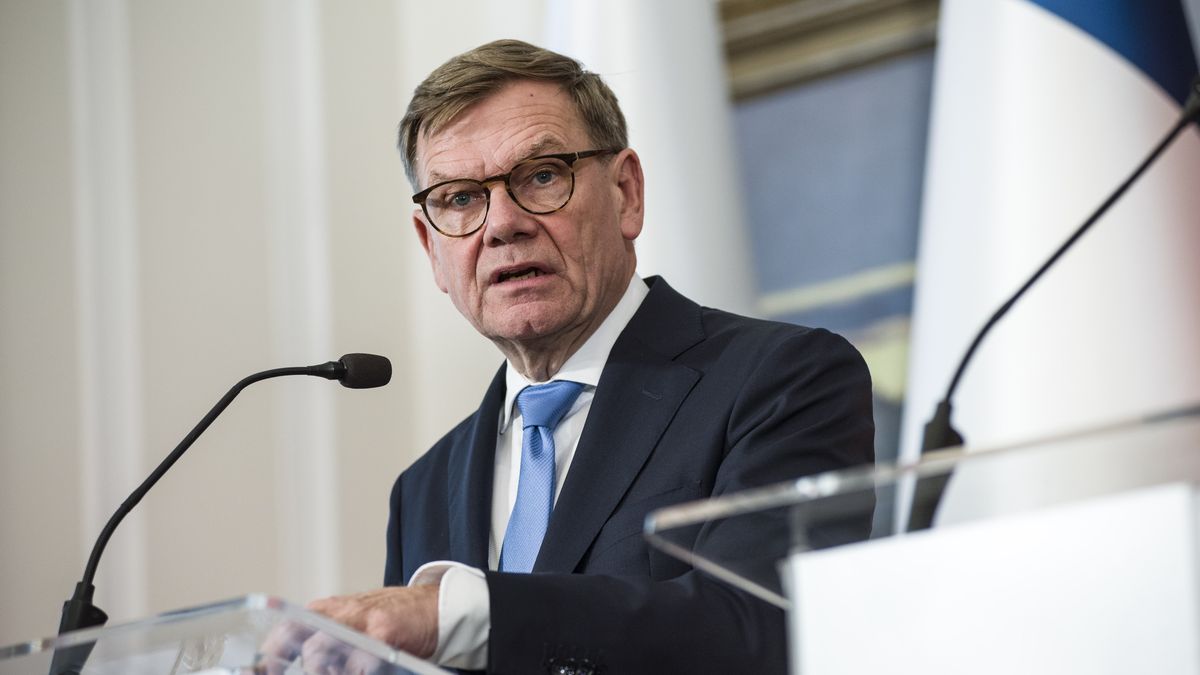 WARSAW, MASOVIAN VOIVODESHIP, POLAND - 2025/09/29: German Foreign Minister Johann Wadephul speaks at a press conference on the day of the Weimar Triangle framework meeting. German Foreign Minister Johann Wadephul, Polish Deputy Prime Minister, Foreign Minister Radoslaw Sikorski, French Foreign Minister Jean-Noel Barrot and Ukraine's Foreign Minister Andrii Sybiha met at the Weimar Triangle framework meeting where the ministers discussed security issues in Europe especially on the eastern flank of NATO relating to the war in Ukraine. (Photo by Attila Husejnow/SOPA Images/LightRocket via Getty Images)