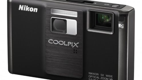Nikon Coolpix S1000pj - aparat z projektorem 1